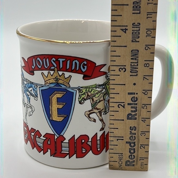 JOUSTING EXCALIBUR COFFEE MUG LAS VEGAS - Picture 5 of 6